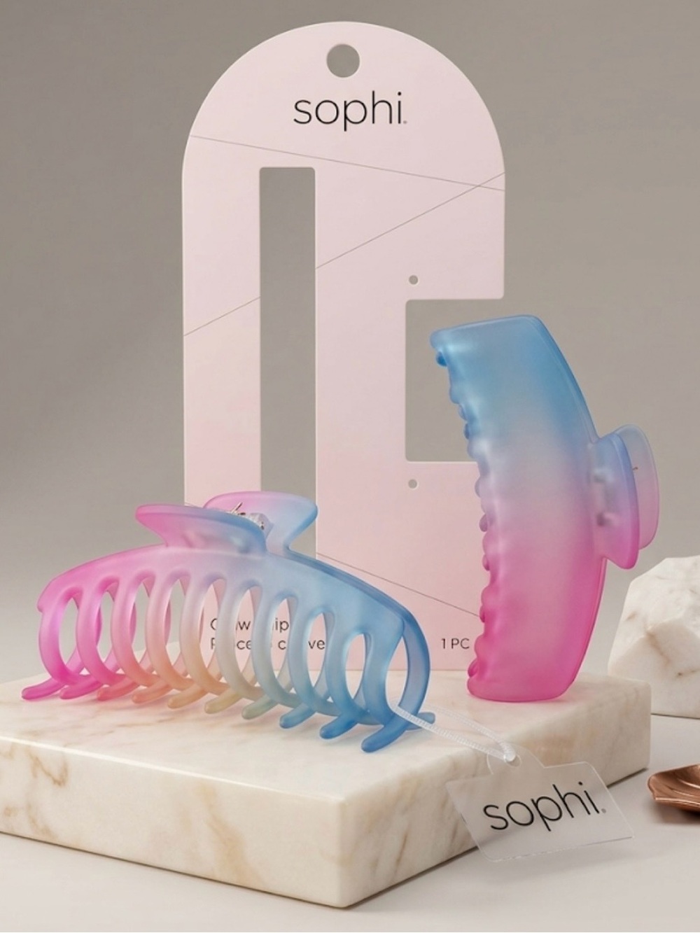 NWT Sophi Rainbow Gradient Matte Hair Claw Clip – Brand New
